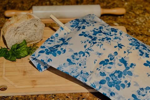 Beeswax Bread Bag (Blue & White Floral)