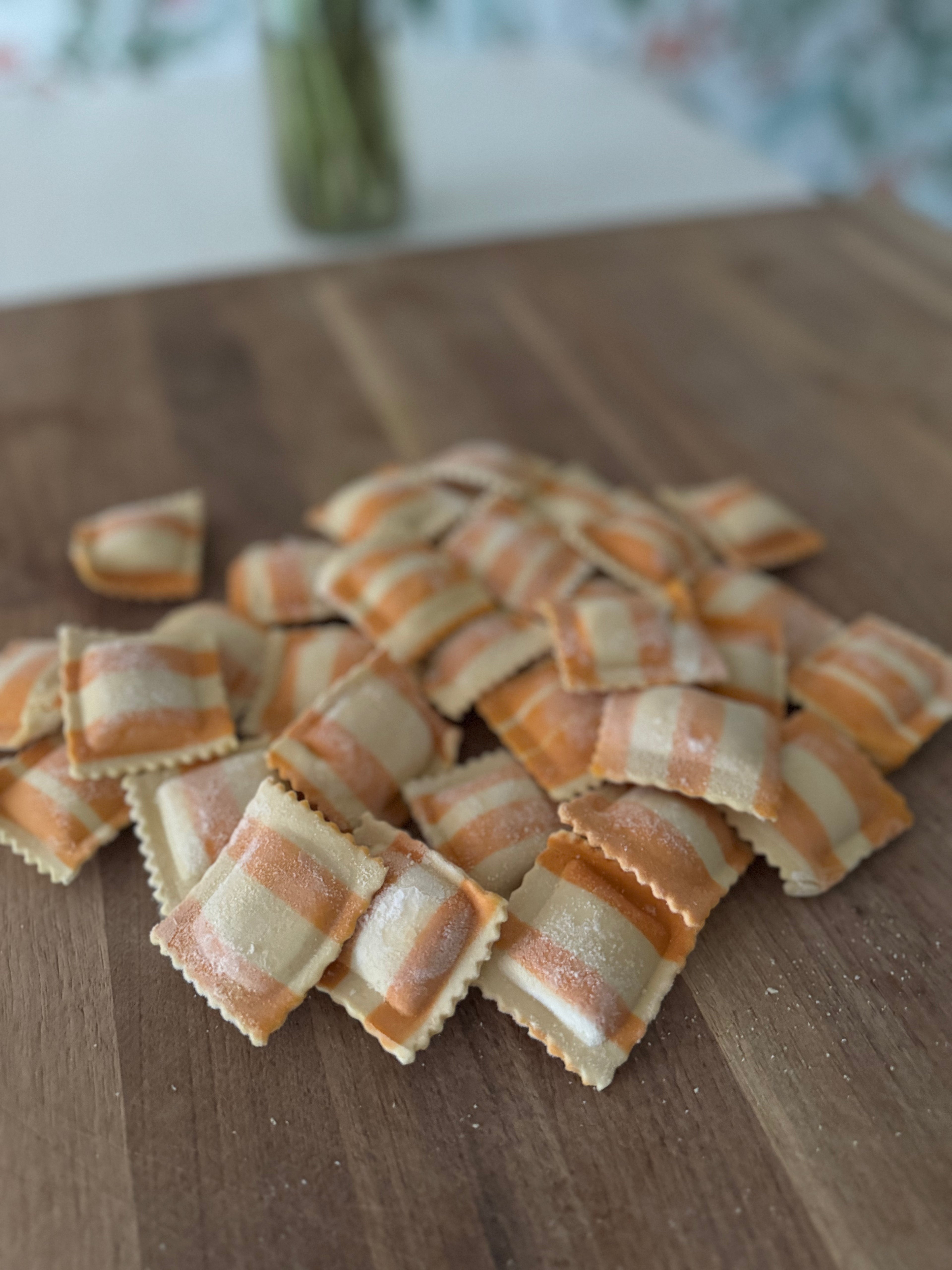 Fresh Butternut Squash Ravioli (Frozen, 1lb)
