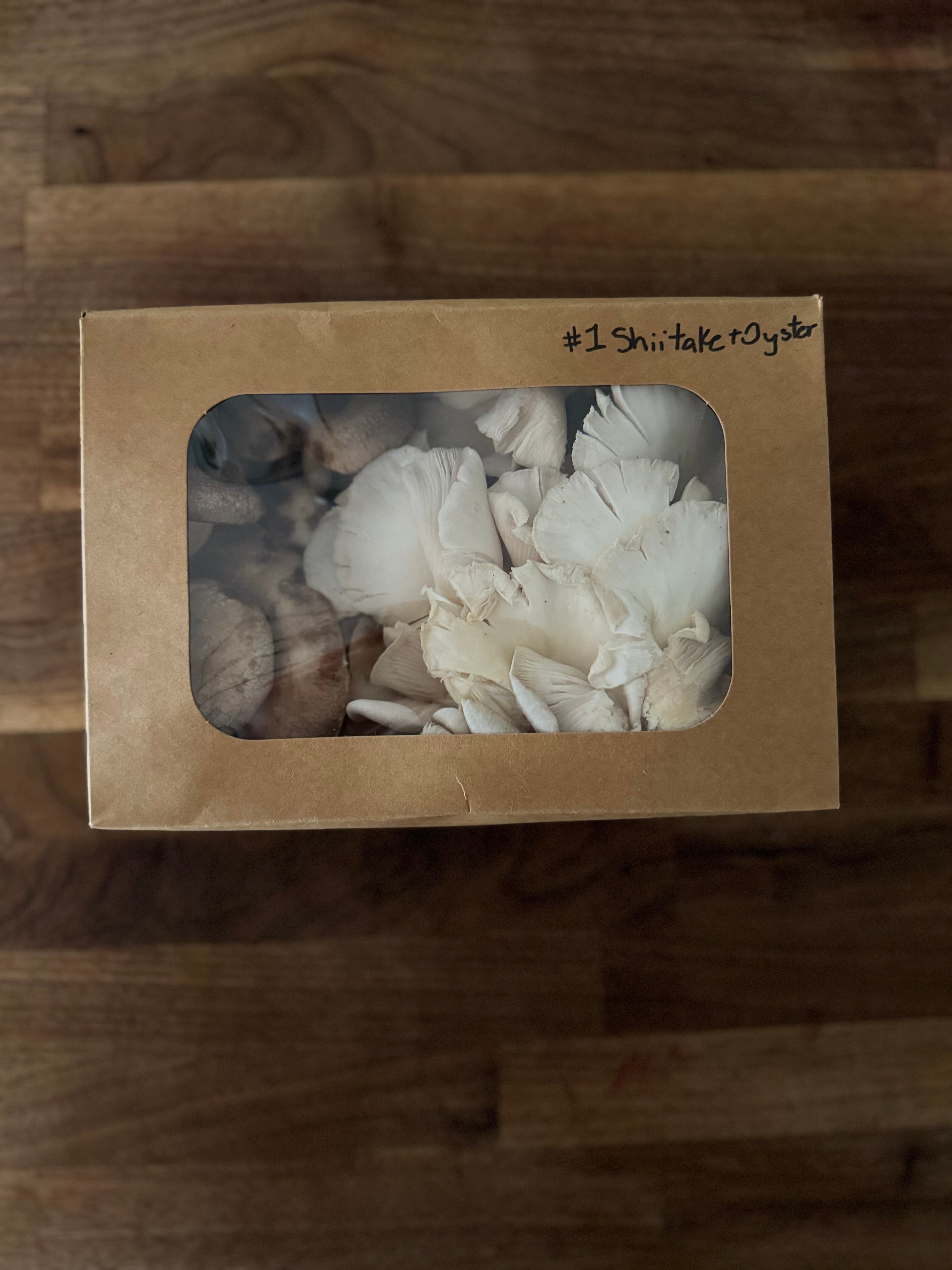 Blue Oyster + Shiitake Mix (Fresh Mushrooms, 1lb)