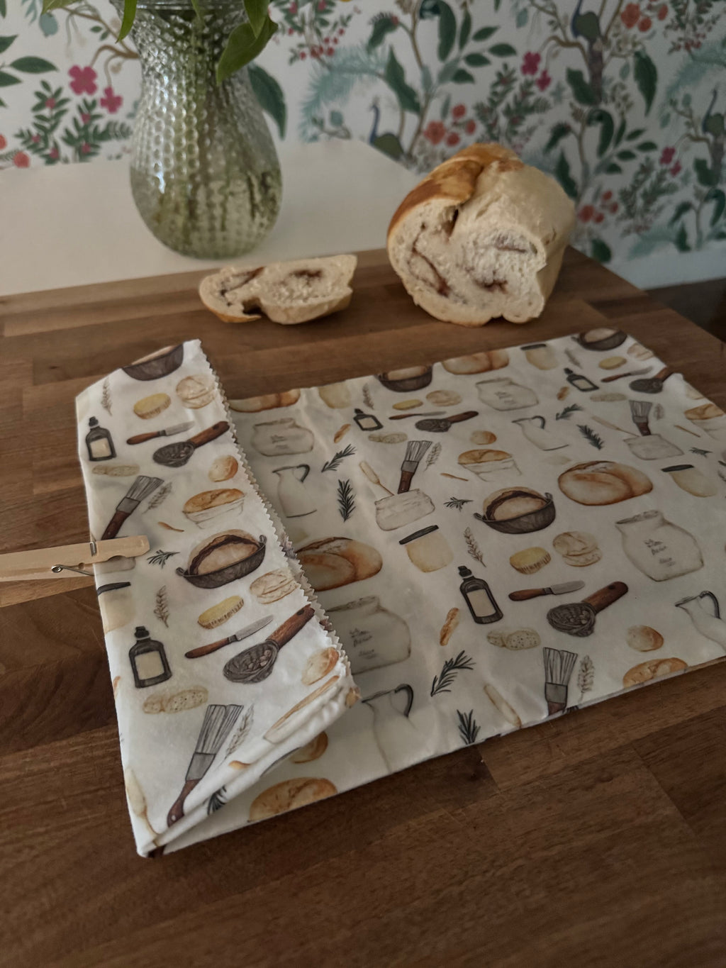 Beeswax Bread Bag (Kitchen Theme)