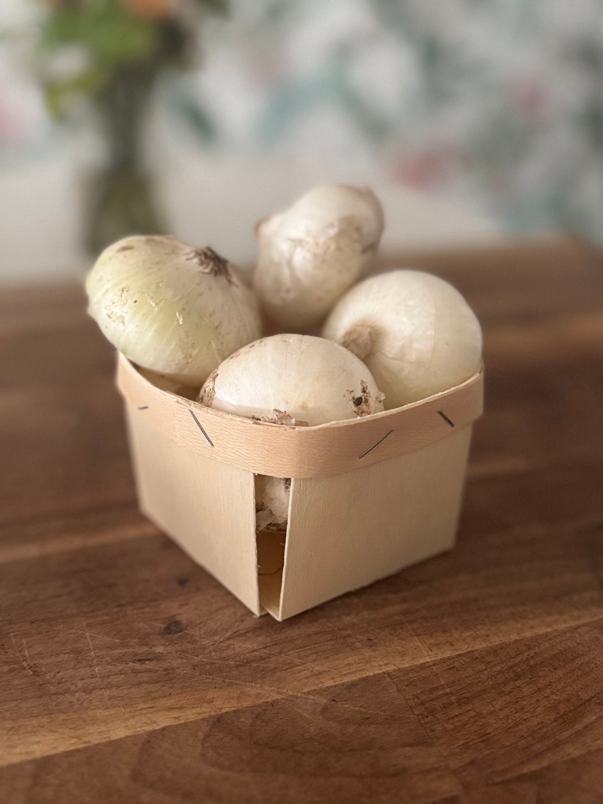 Certified Organic White Onions (1lb)