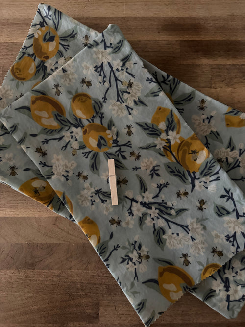 Beeswax Bread Bag (Lemons on Blue)