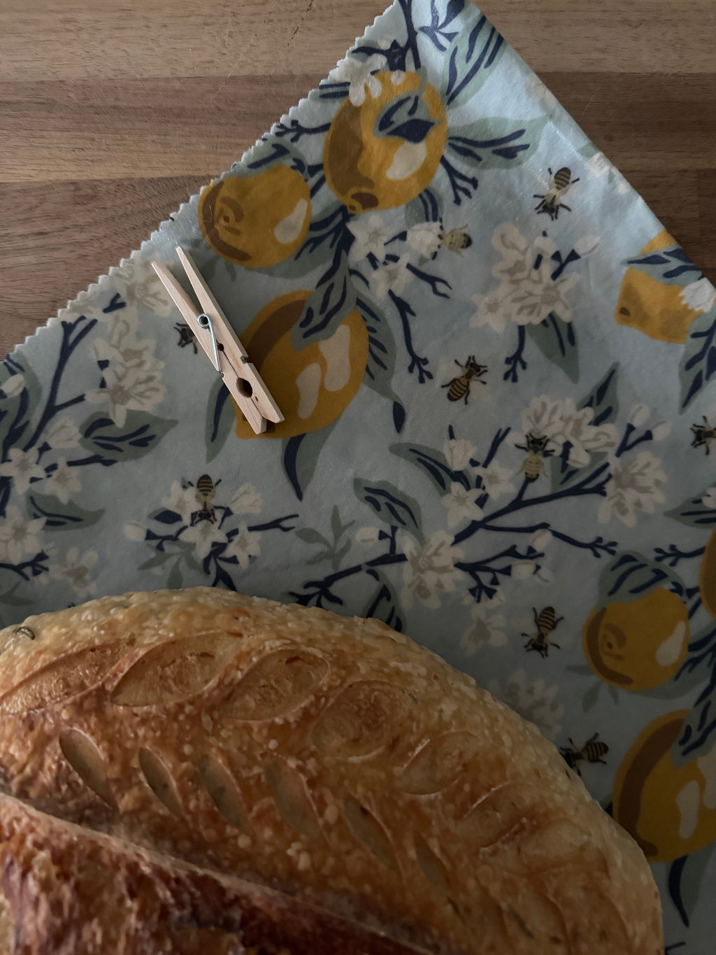 Beeswax Bread Bag (Lemons on Blue)