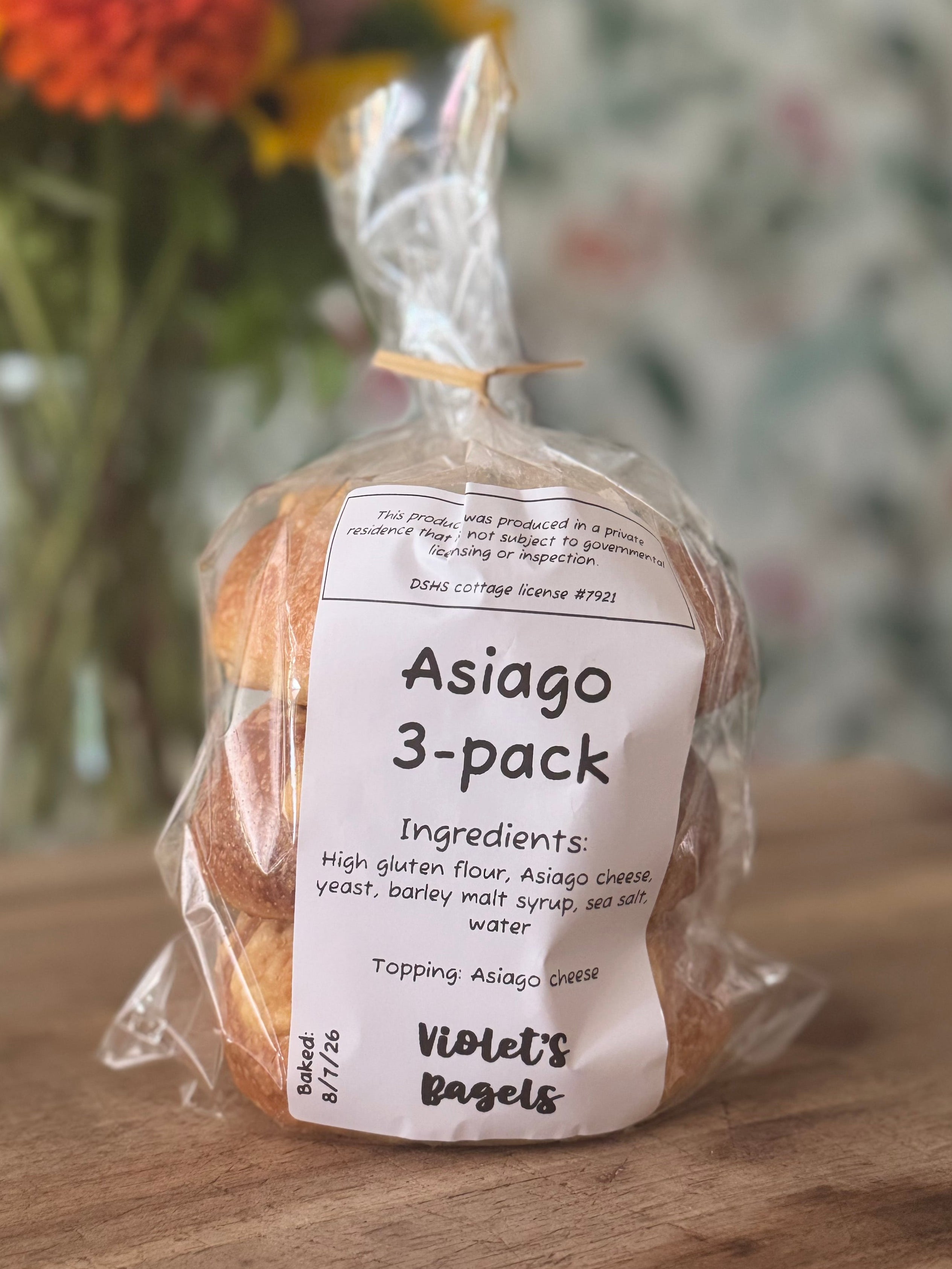 Specialty Bagels: Asiago (3pk)