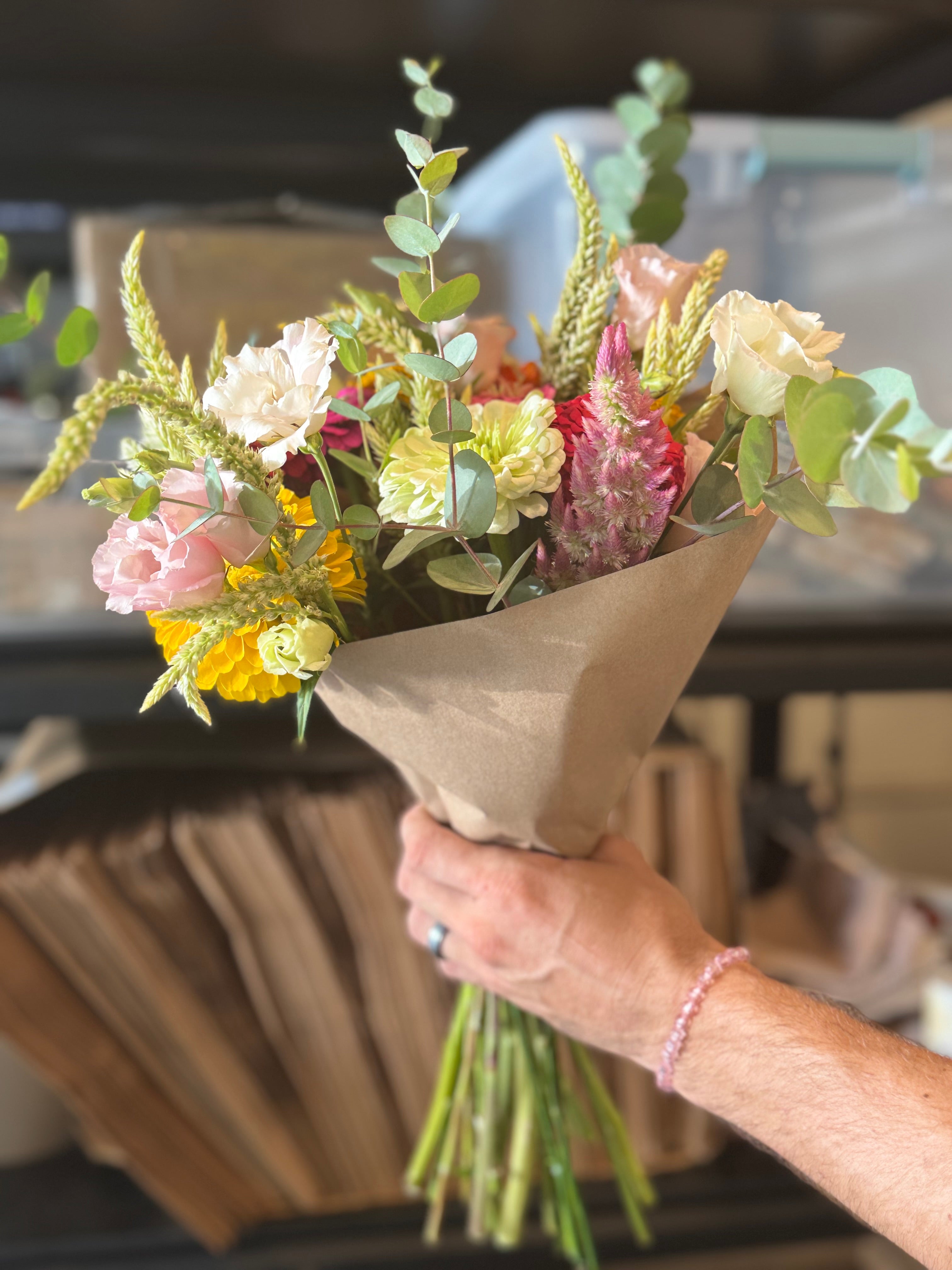 Seasonal Bouquet Wrap